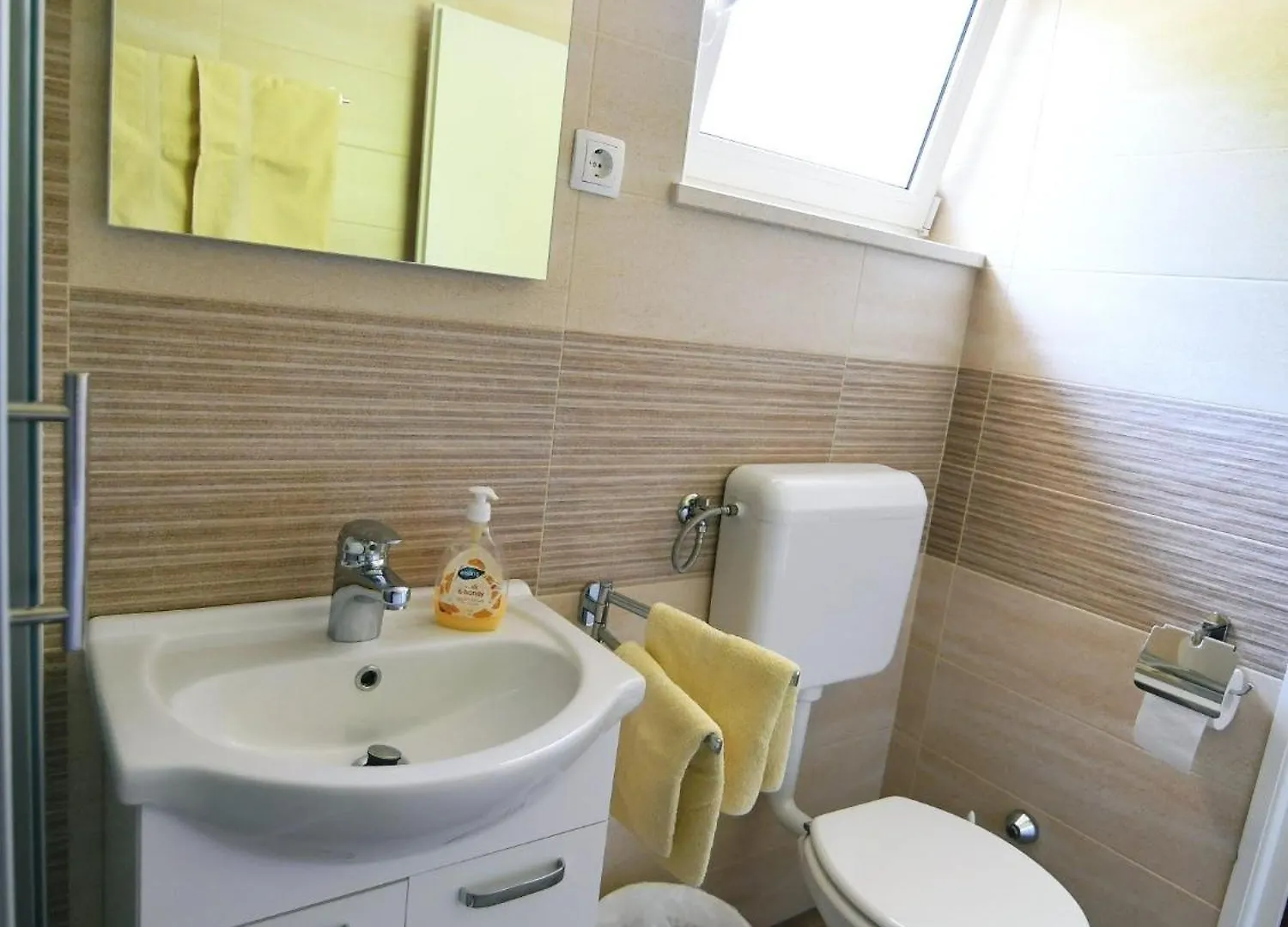 Rooms With Breakfast & Apartment Valentin Moscenicka Draga 0*,  Croatia